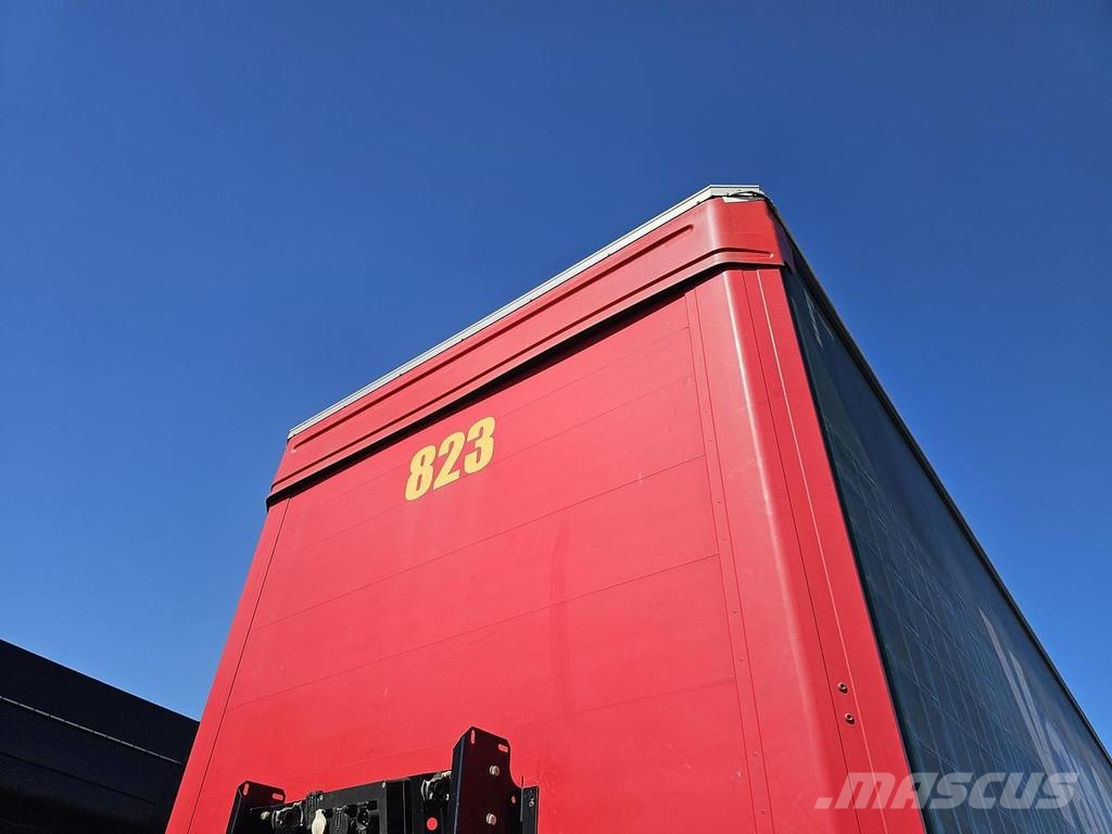 Kögel SN 24 - SLIDING ROOF - COIL - MERCEDES DISC Semirremolques de caja de lona