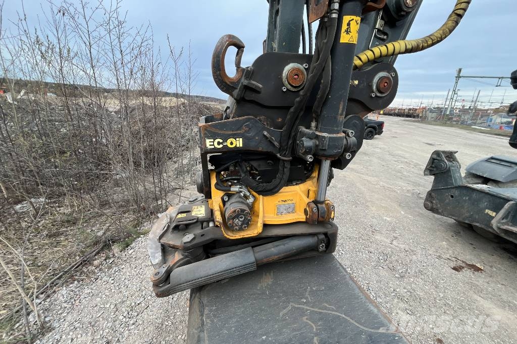 Hyundai HW 150 ACR Gravemaskiner på hjul