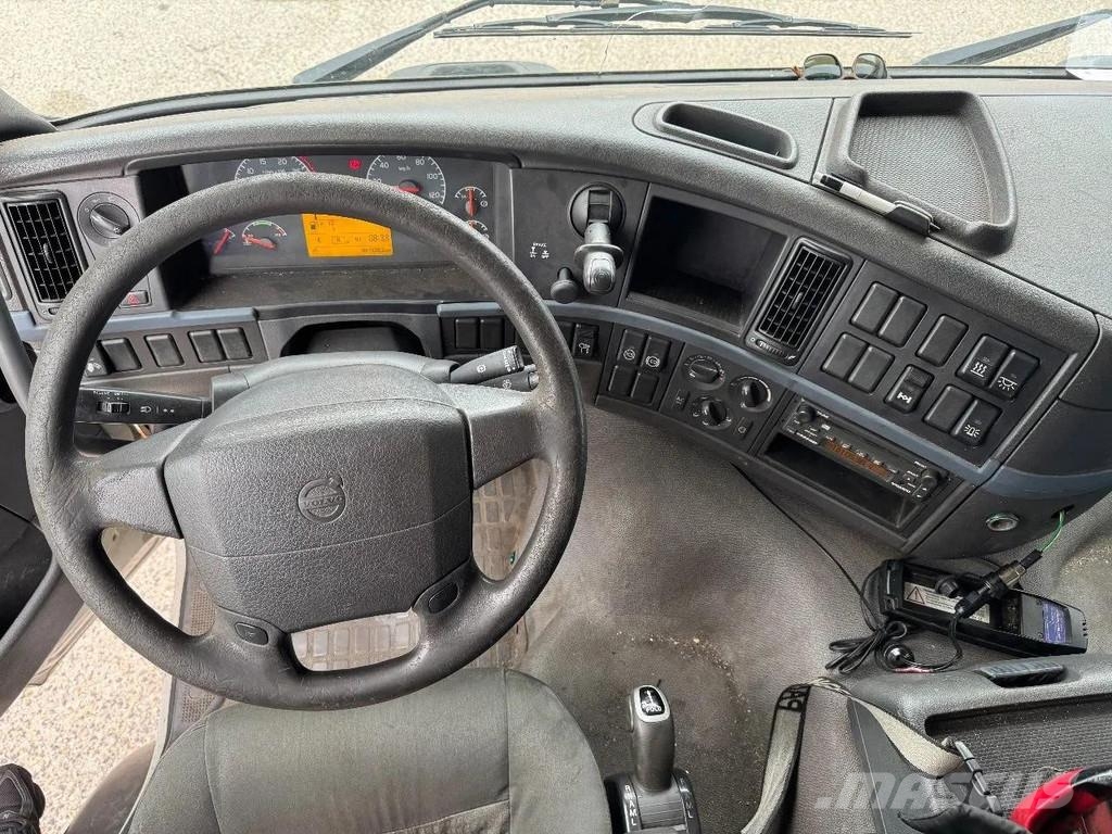 Volvo FM 340 4X2 EURO 3 PALFINGER PK16000 + REMOTE CONTR Kranen voor alle terreinen