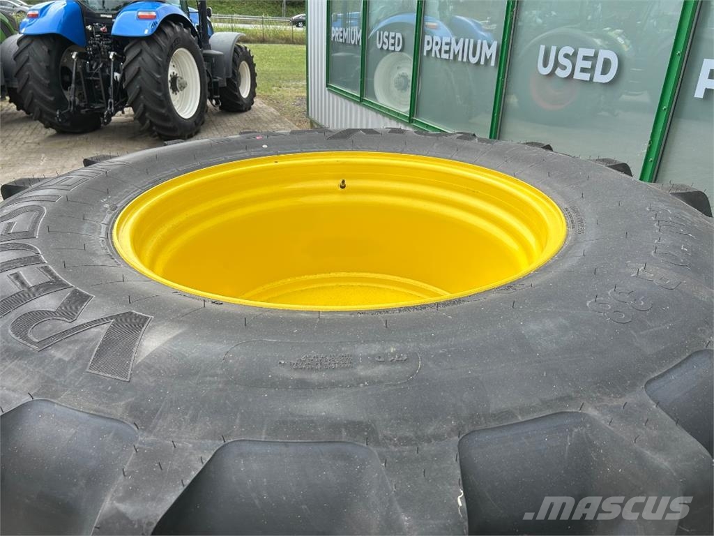 Vredestein 710/70R38 + 600/65R28 Колеса