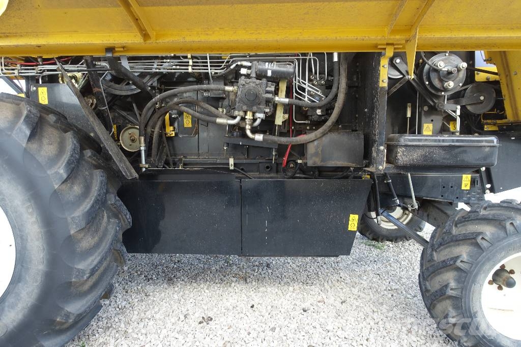 New Holland TC 5080 Cosechadoras combinadas