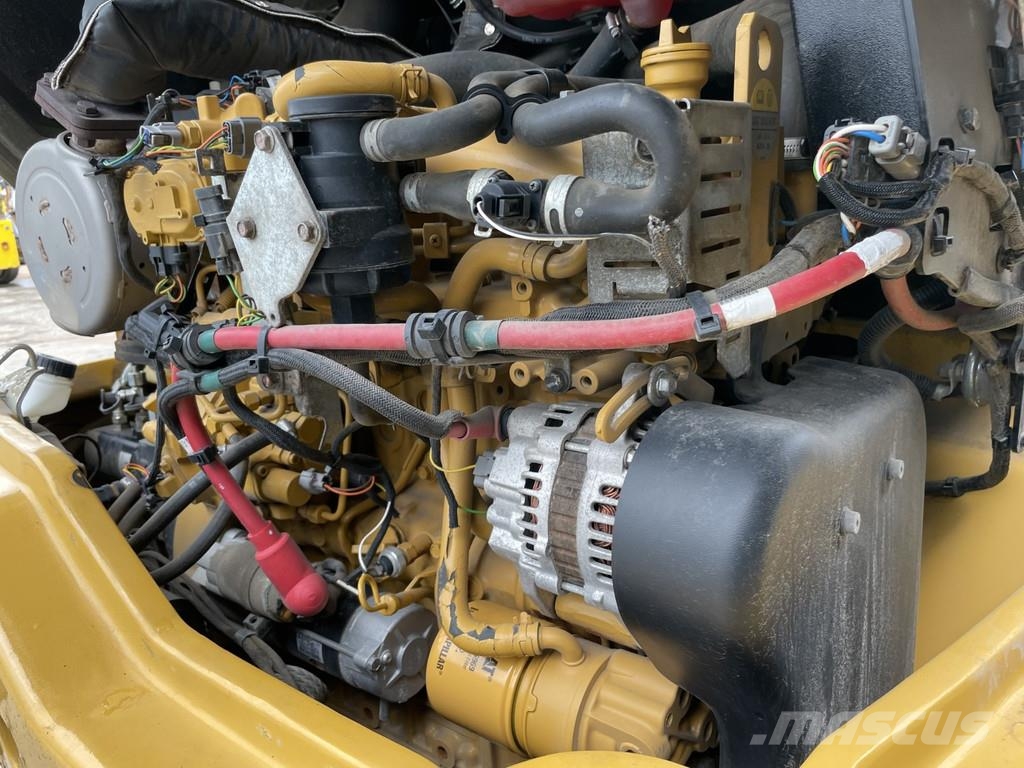 CAT 907M Φορτωτές με λάστιχα (Τροχοφόροι)