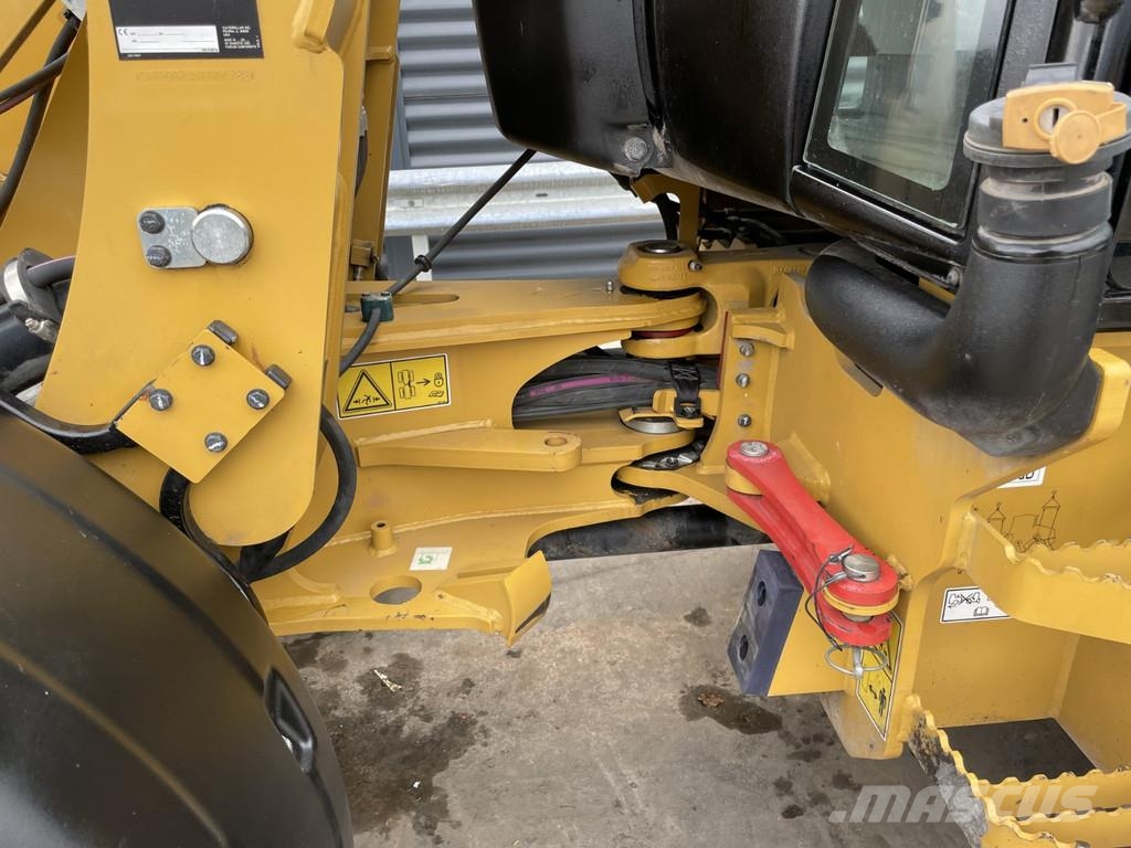 CAT 907M Φορτωτές με λάστιχα (Τροχοφόροι)