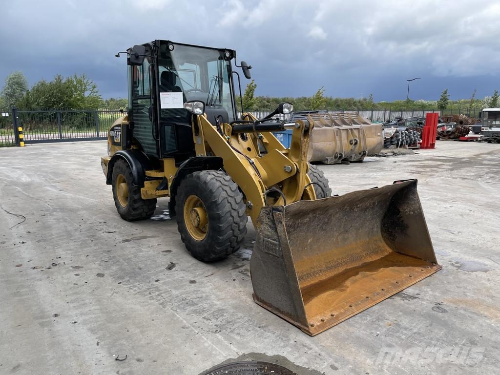 CAT 907M Φορτωτές με λάστιχα (Τροχοφόροι)