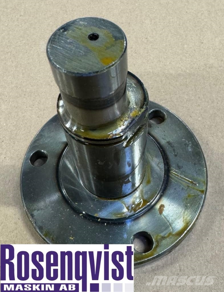 Fiat 780 Fuel pump shaft 4607652 Motores agrícolas