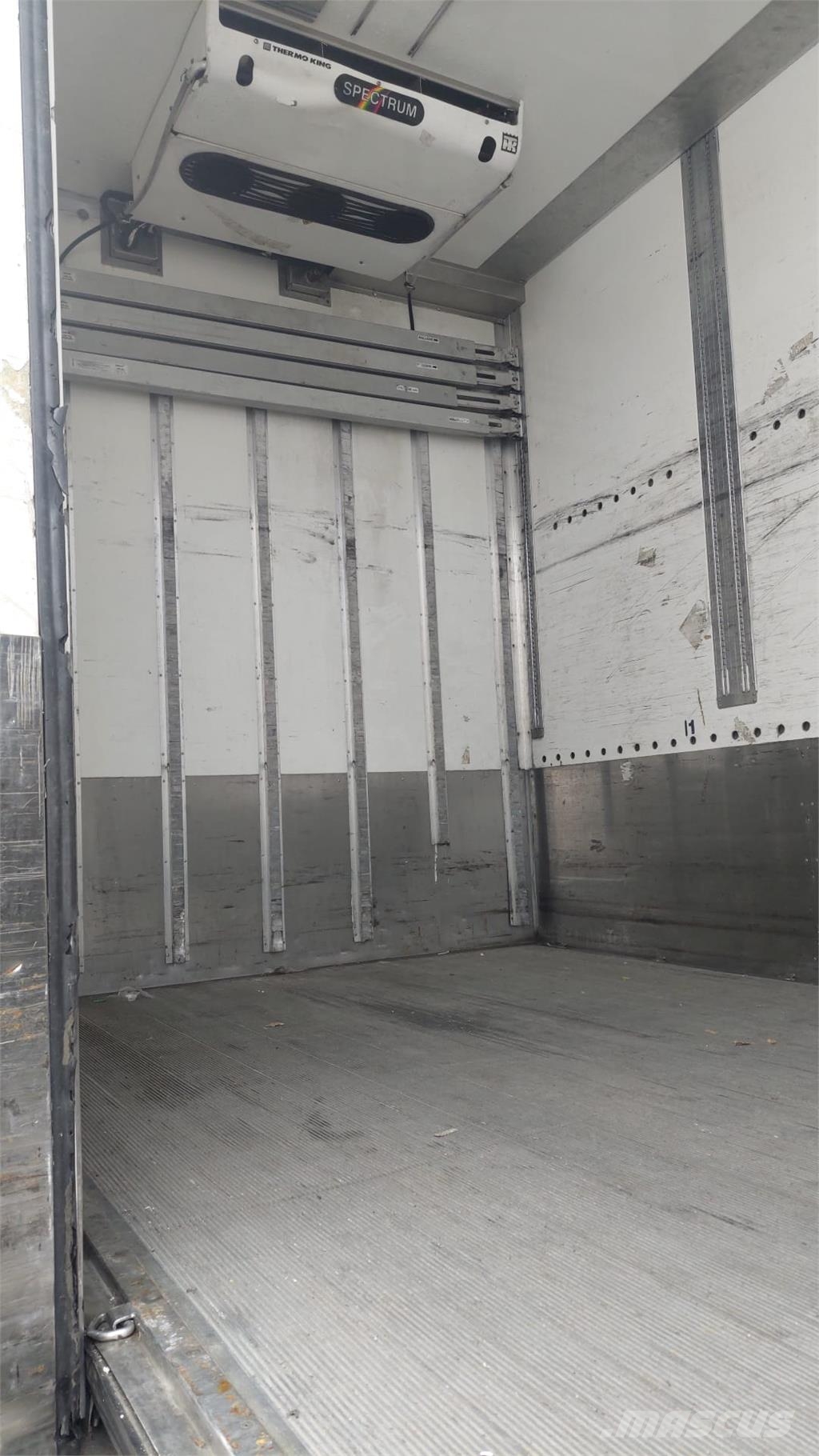 Mercedes-Benz 2653 Actros Isotermos y frigoríficos