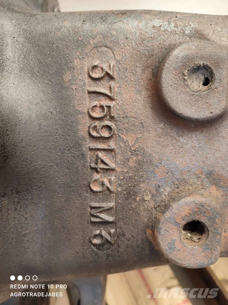 Fermec 860 (3759144M3) rear portal axle Ašys