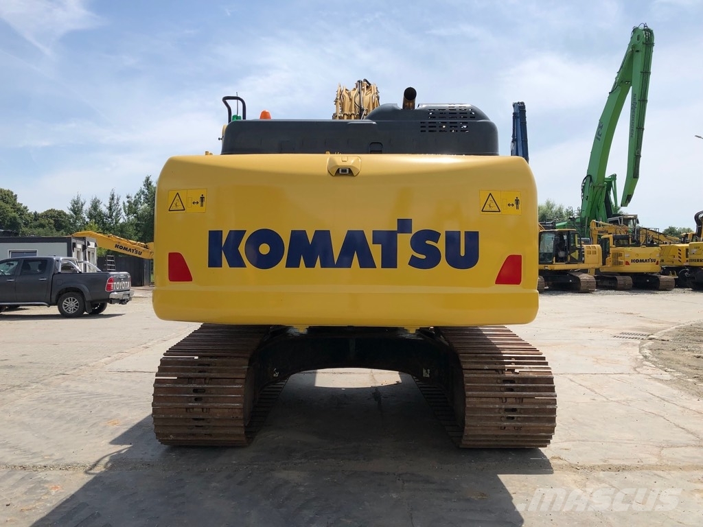 Komatsu PC210LC-11 حفارات زحافة