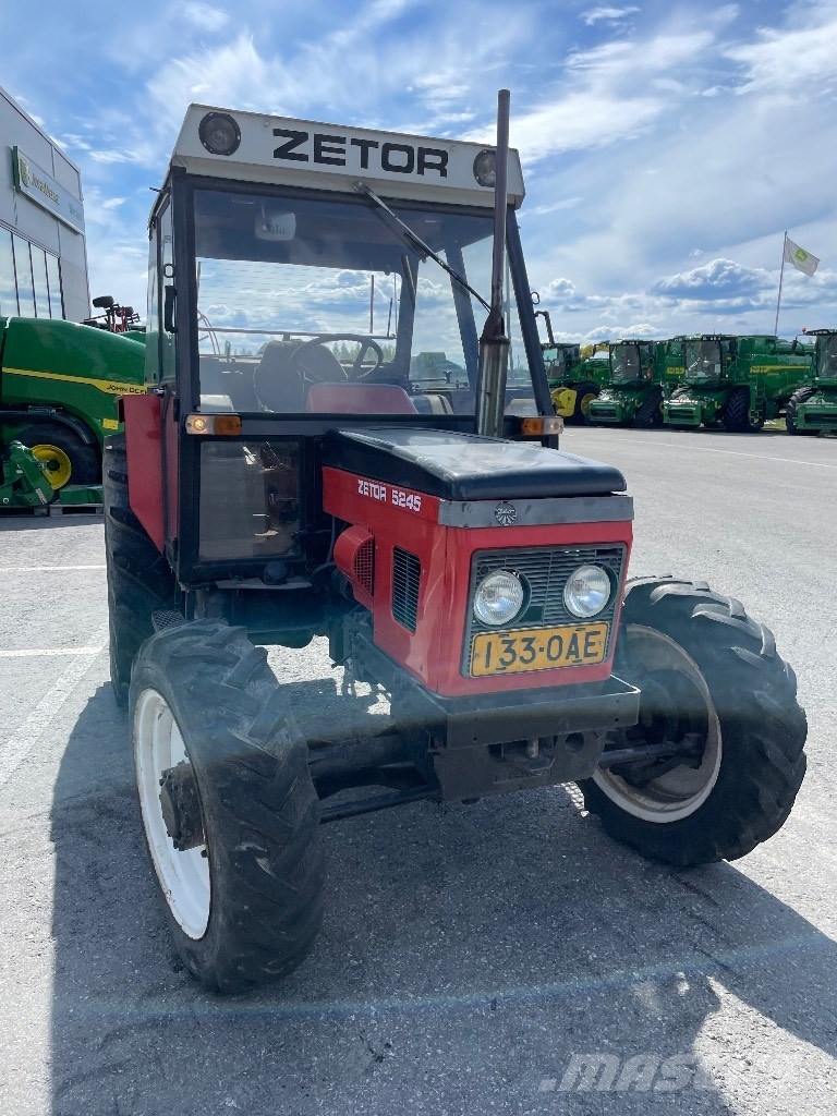 Zetor 5245 الجرارات