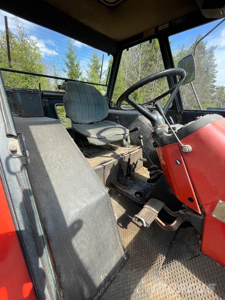 Zetor 5245 الجرارات
