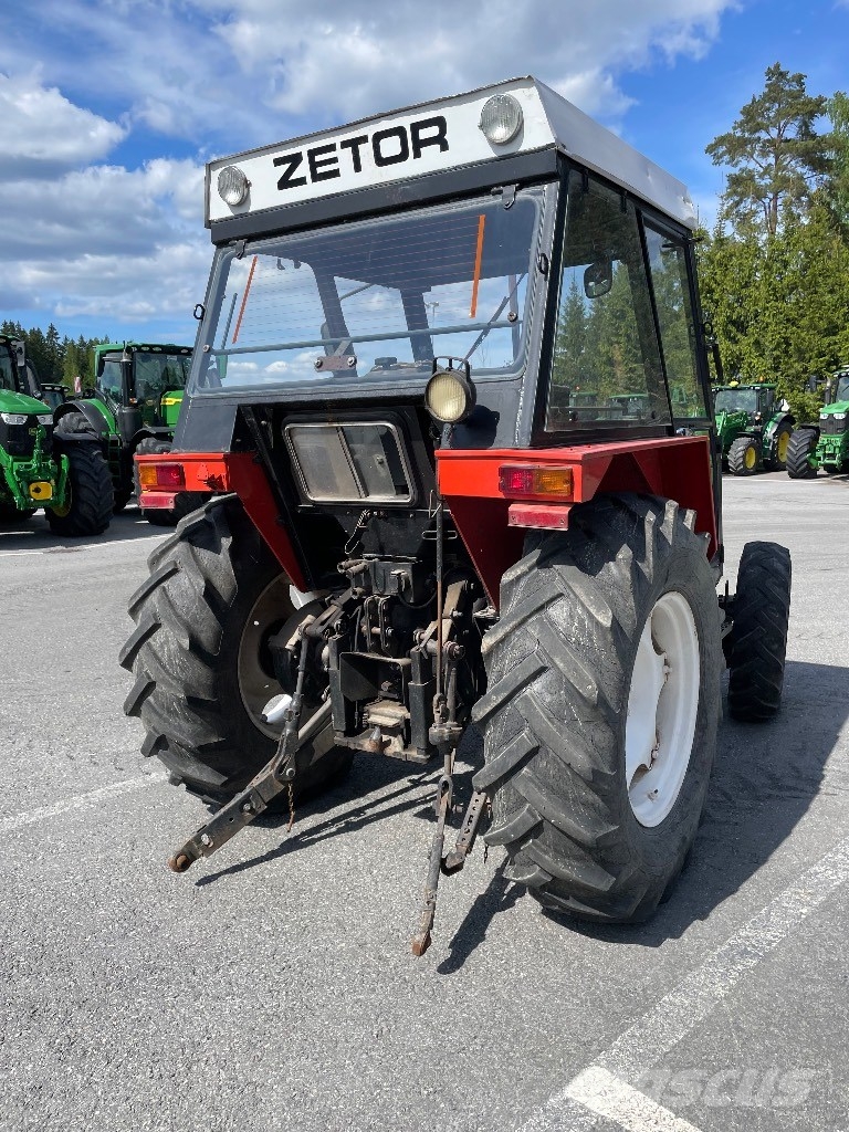 Zetor 5245 الجرارات