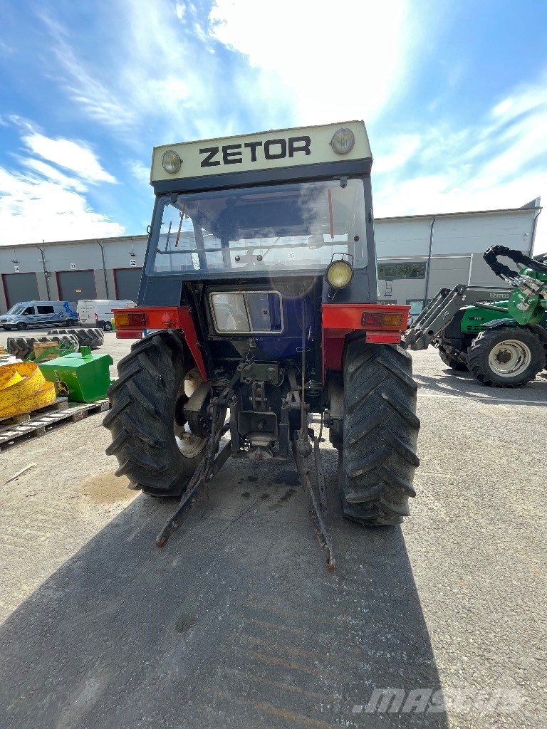 Zetor 5245 الجرارات