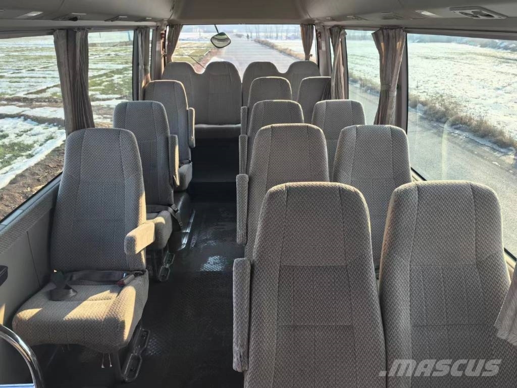 Toyota Coaster Bus 迷你巴士