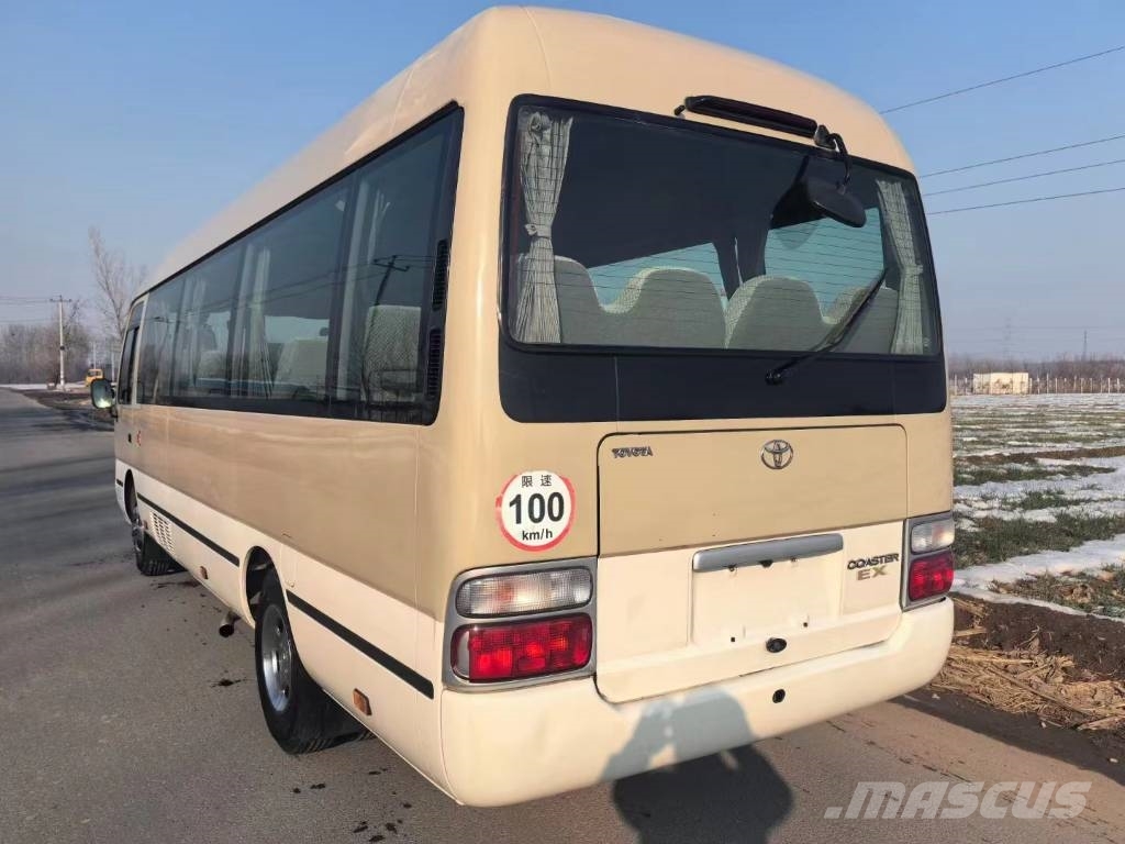 Toyota Coaster Bus 迷你巴士