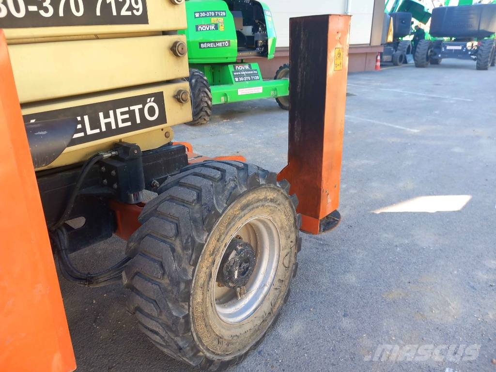 JLG 530 LRT Sakselifter