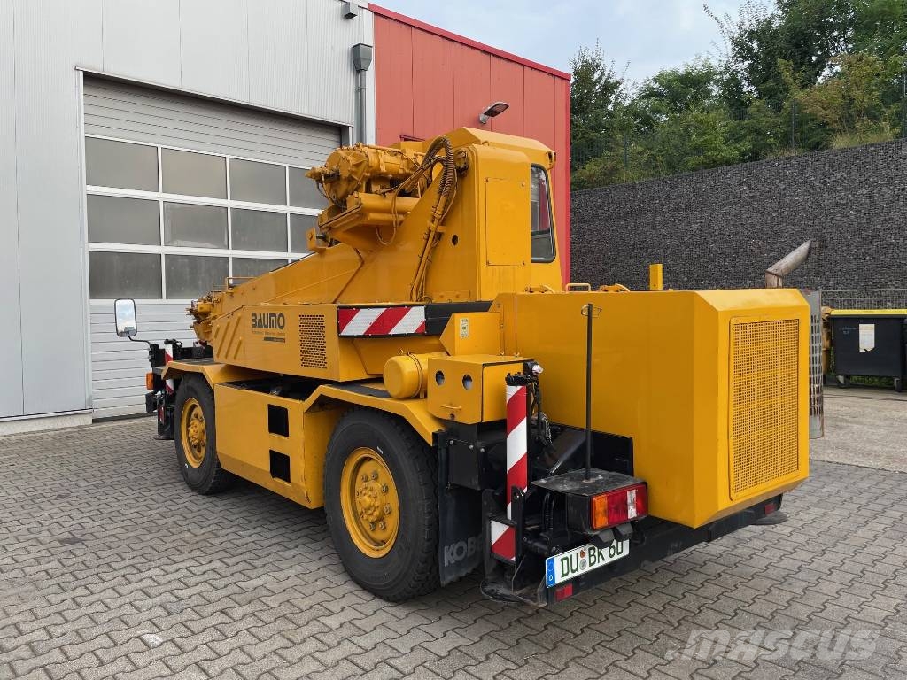 Kobelco RK 70 M 小型起重機