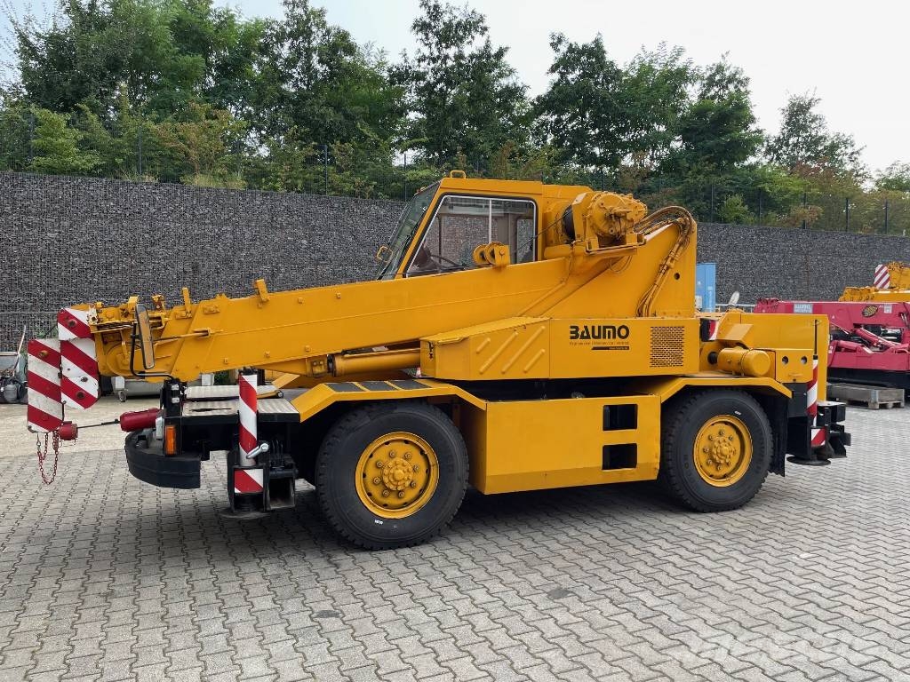 Kobelco RK 70 M 小型起重機