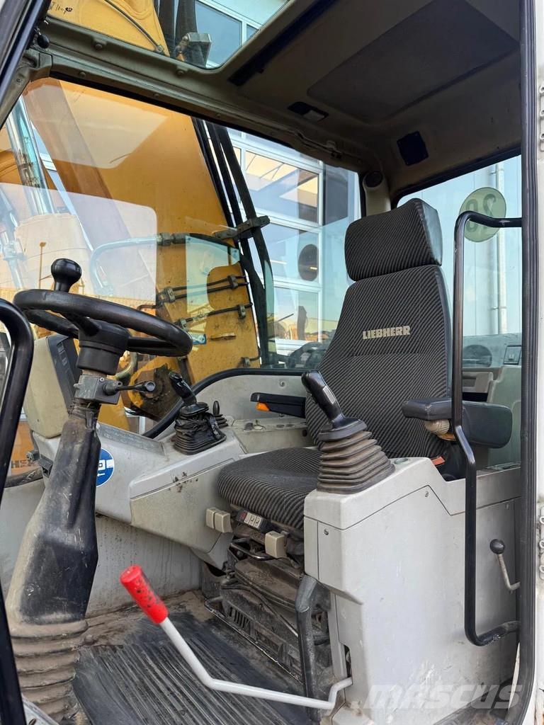Liebherr A900C Excavadoras de ruedas
