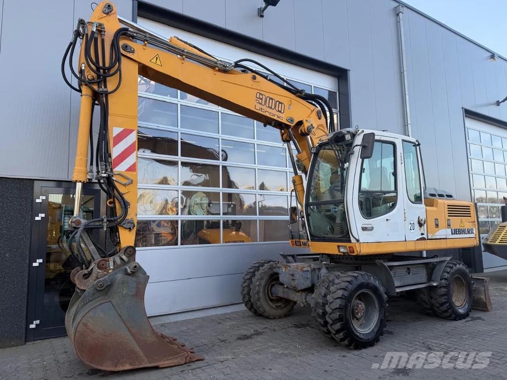 Liebherr A900C Excavadoras de ruedas