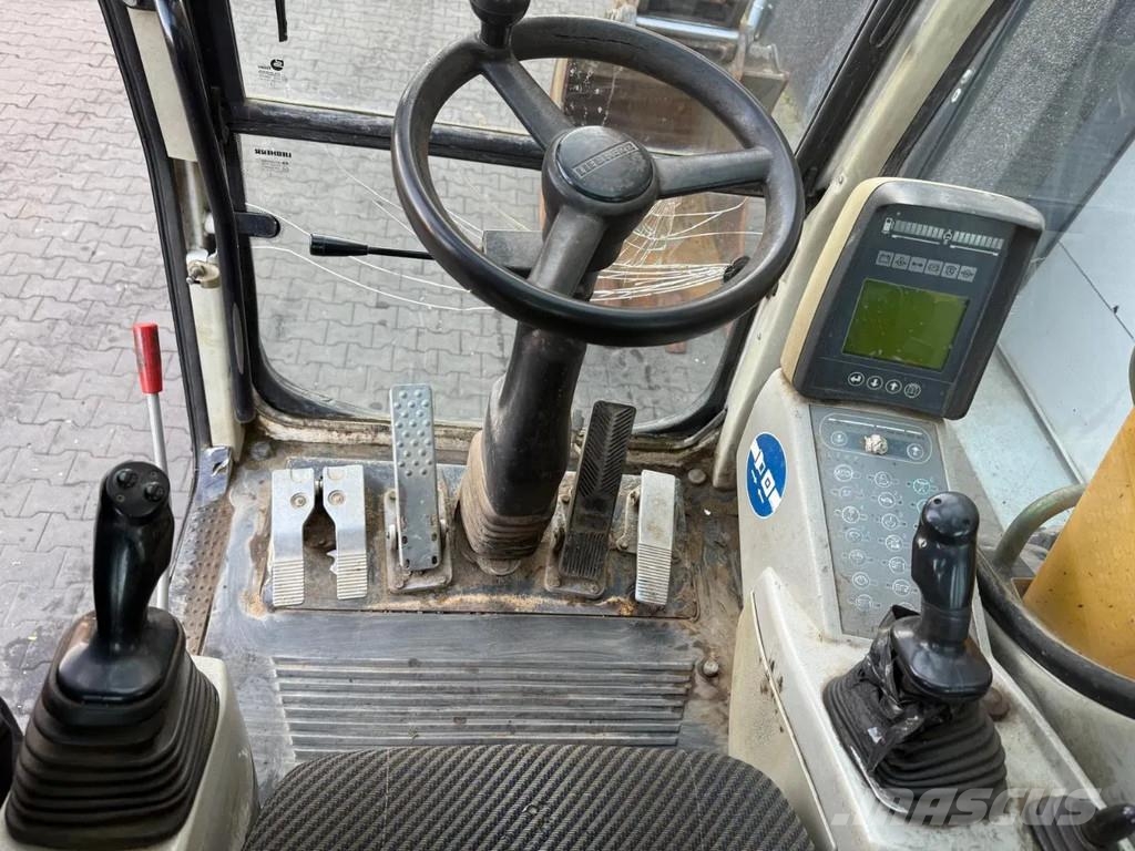 Liebherr A900C Excavadoras de ruedas
