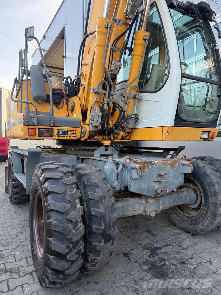 Liebherr A900C Excavadoras de ruedas