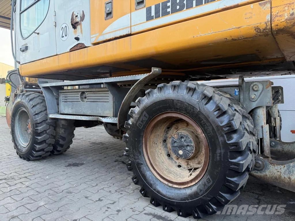 Liebherr A900C Excavadoras de ruedas