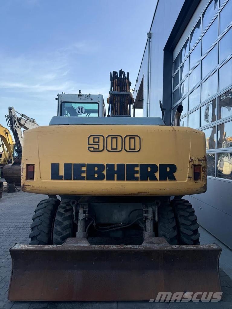 Liebherr A900C Excavadoras de ruedas