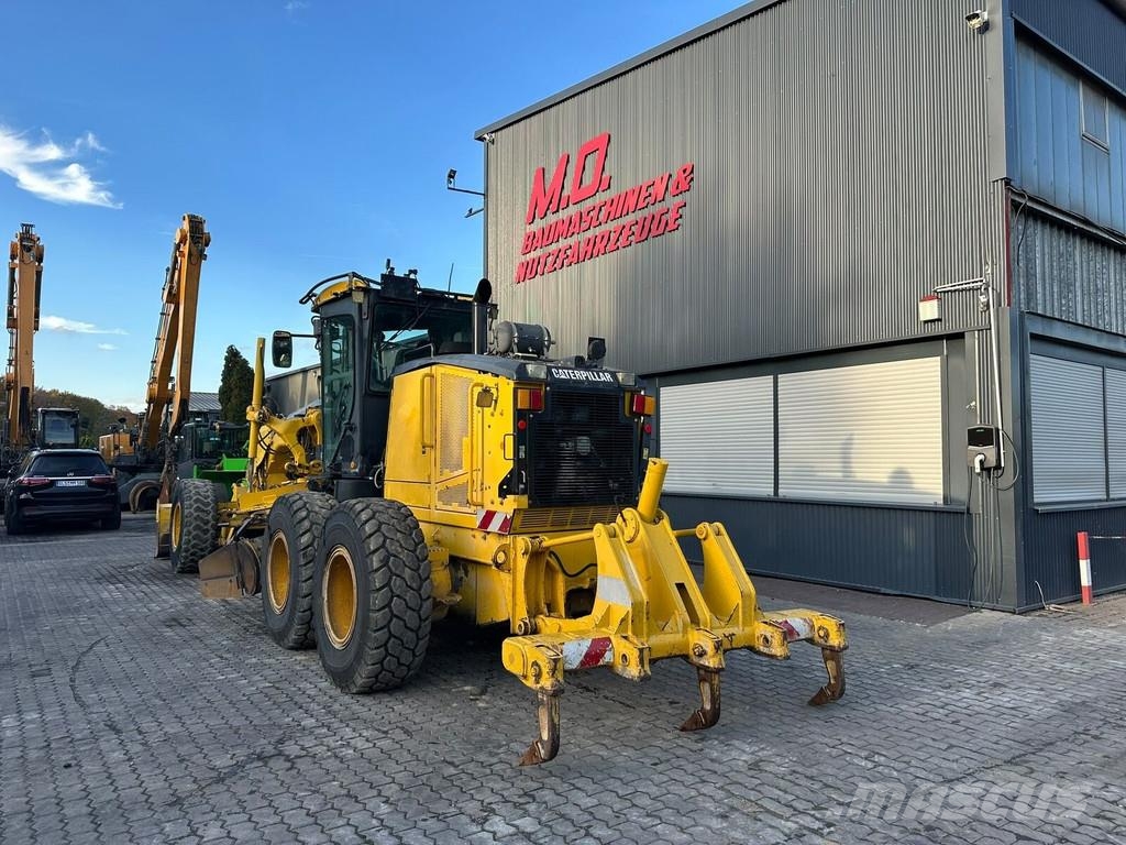CAT 140M Graders