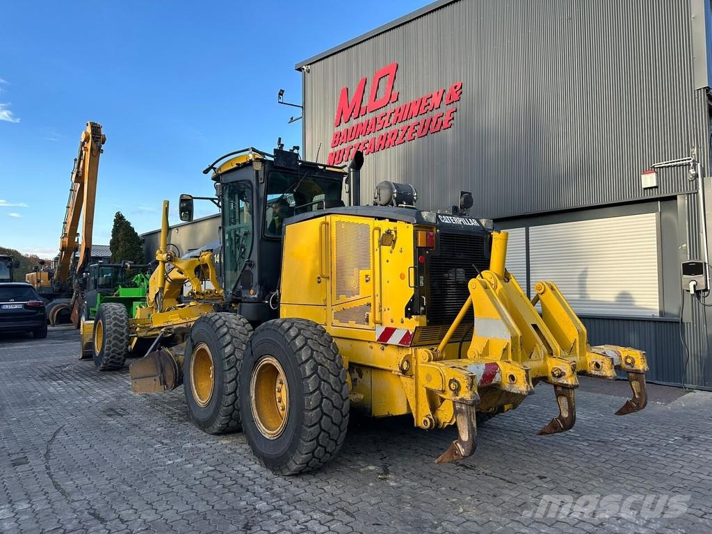 CAT 140M Graders