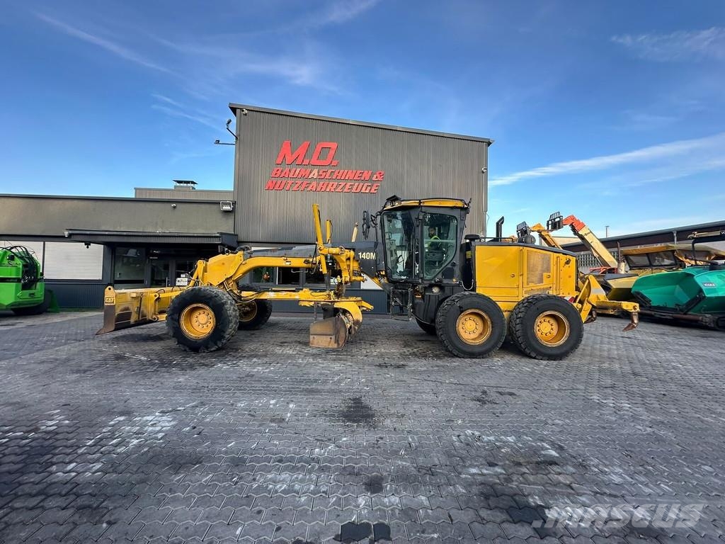 CAT 140M Graders