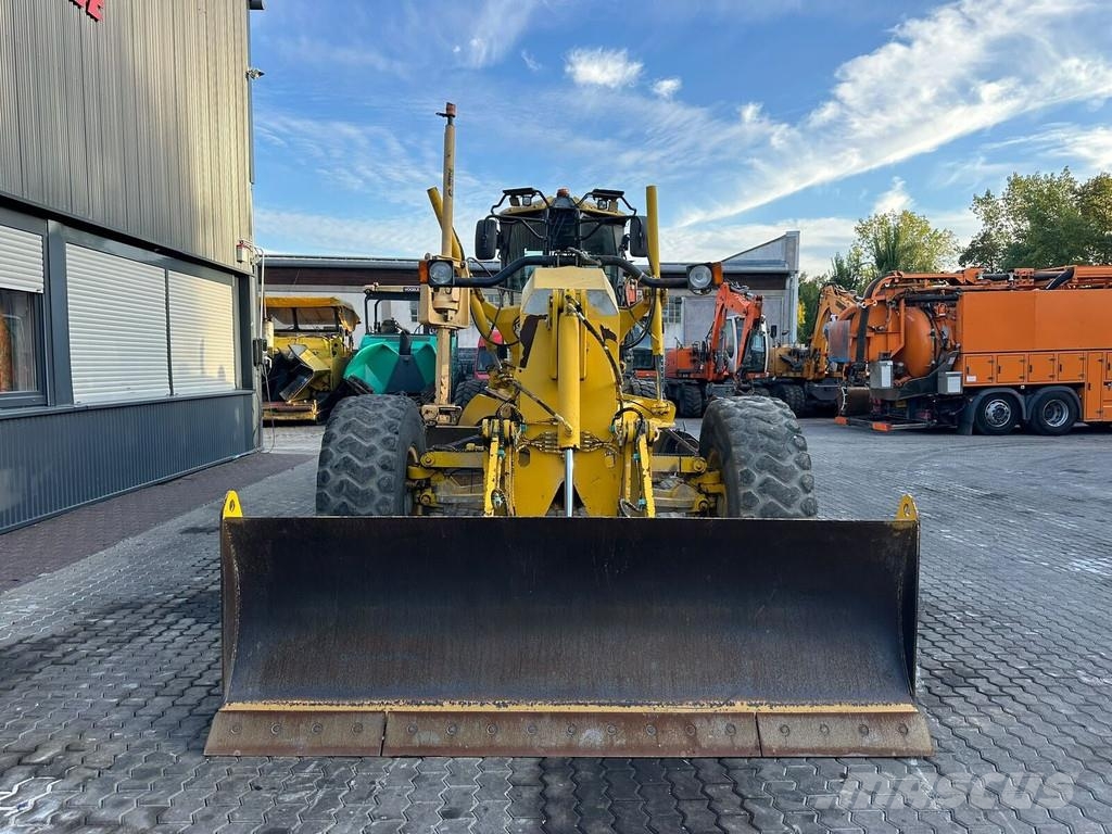 CAT 140M Graders