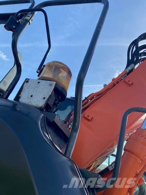 Hitachi ZX 140 W-6 Hjulgrävare