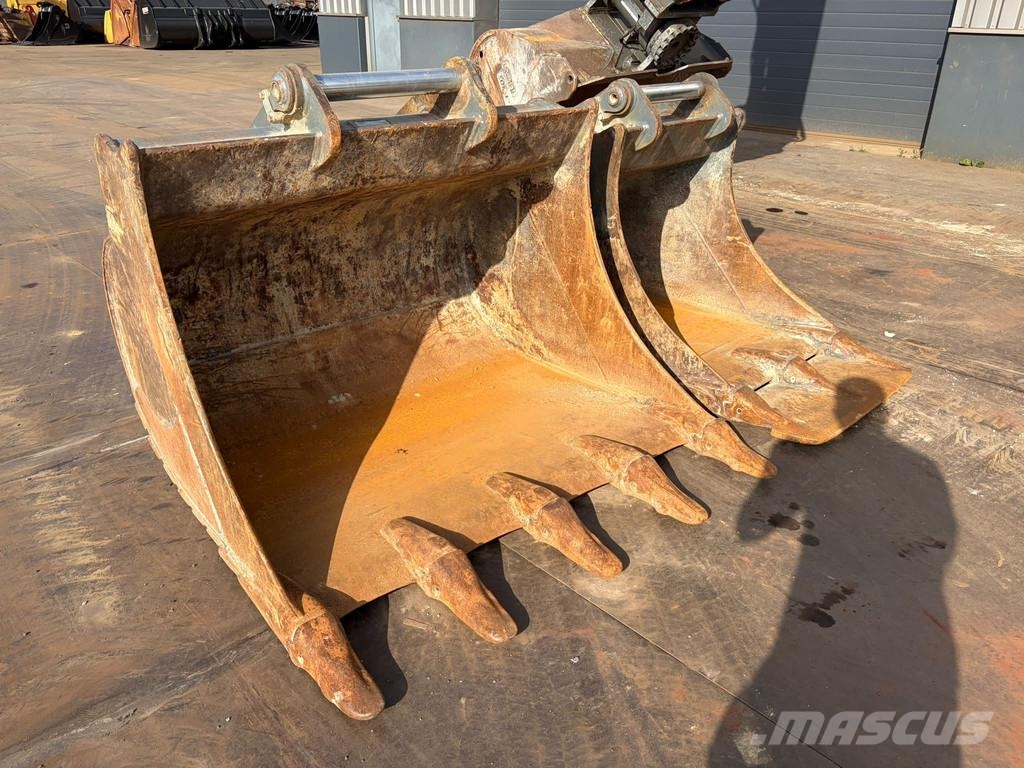 Liebherr 926 KLC Compact Beltegraver