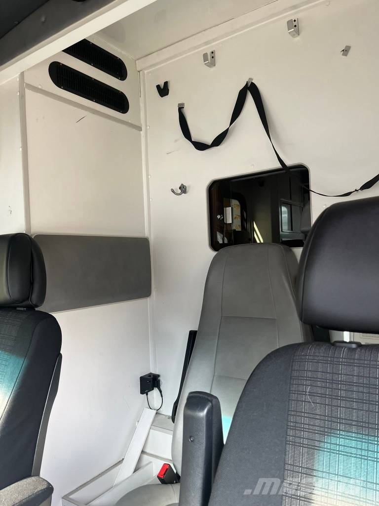 Mercedes-Benz Sprinter 519 CDI Ambulanssit
