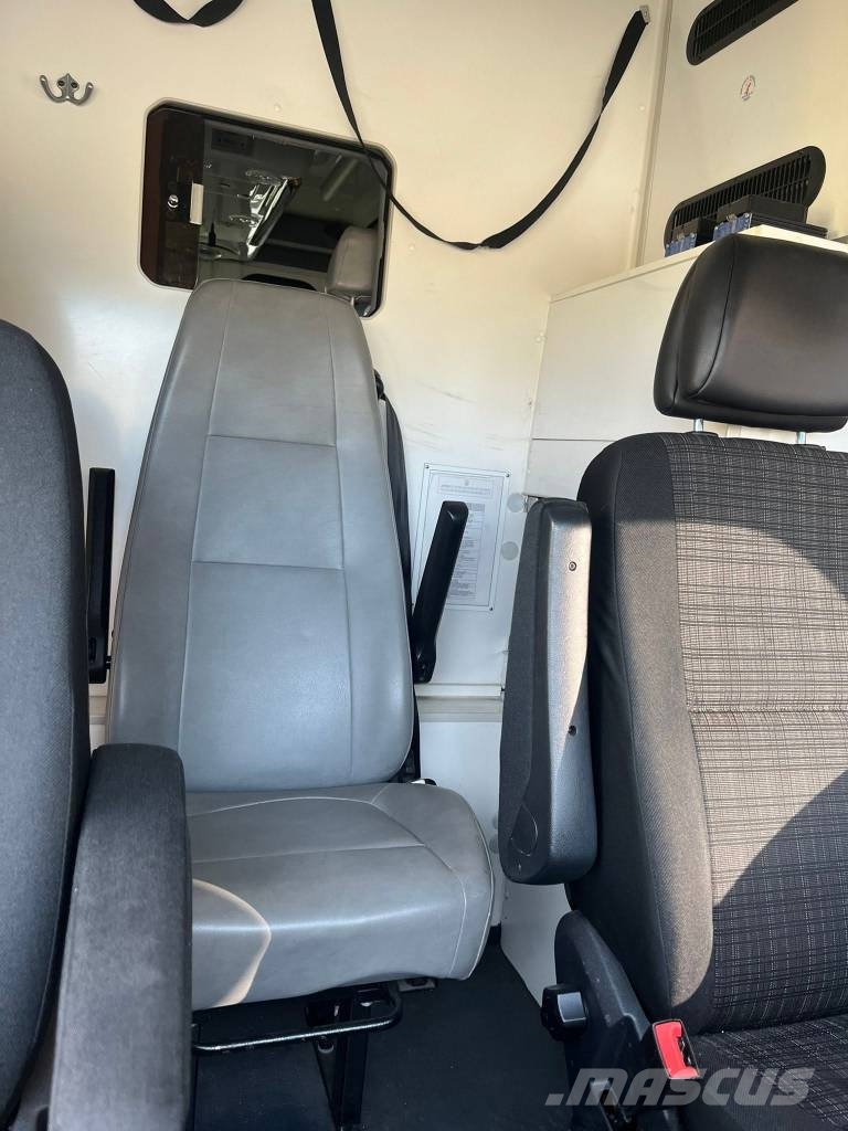 Mercedes-Benz Sprinter 519 CDI Ambulanssit