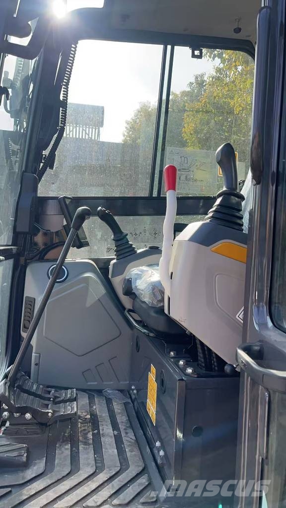XCMG XE 35 U Мини-экскаваторы