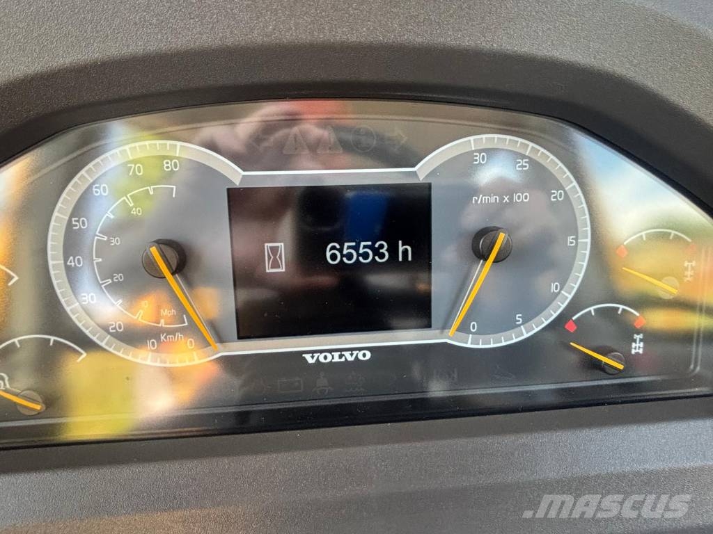 Volvo A 25 G ساحبات مفصلية