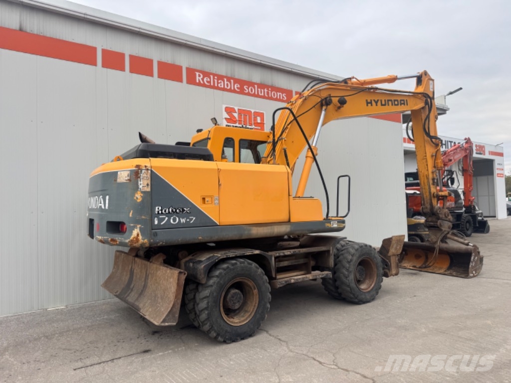 Hyundai 170W-7 Excavatoare cu roti
