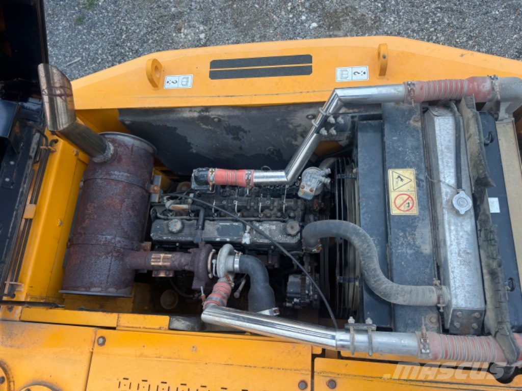 Hyundai 170W-7 Excavatoare cu roti