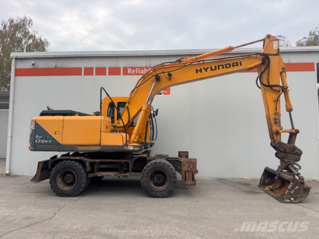 Hyundai 170W-7 Excavatoare cu roti