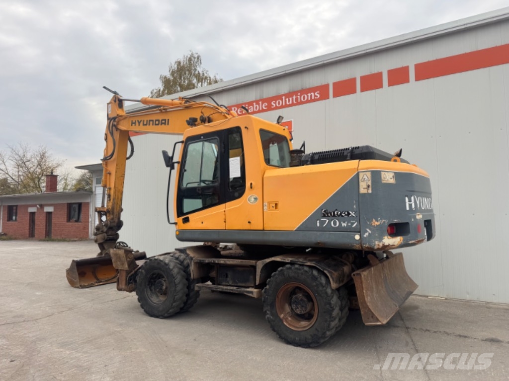 Hyundai 170W-7 Excavatoare cu roti