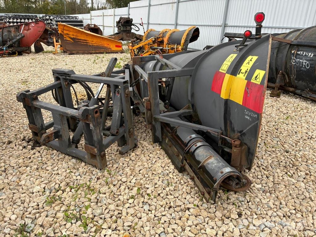 AM Teho 3100 KT2 SNOWPLOW 4300 MM Snow groomers