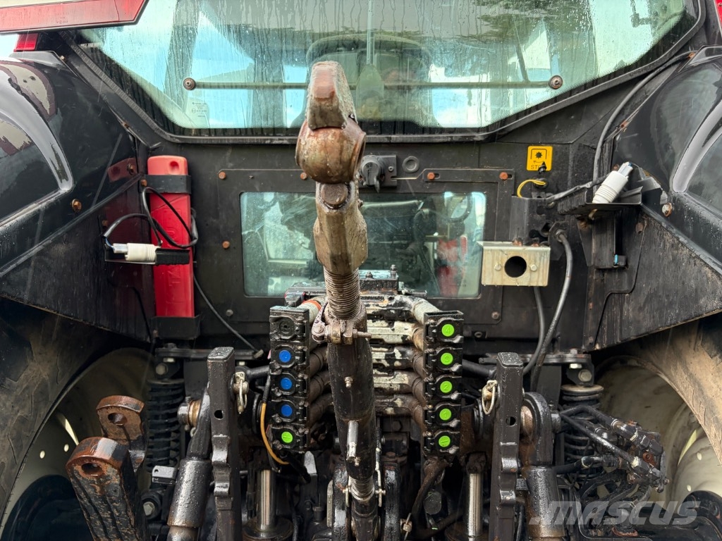 Valtra N 121 Advance トラクター