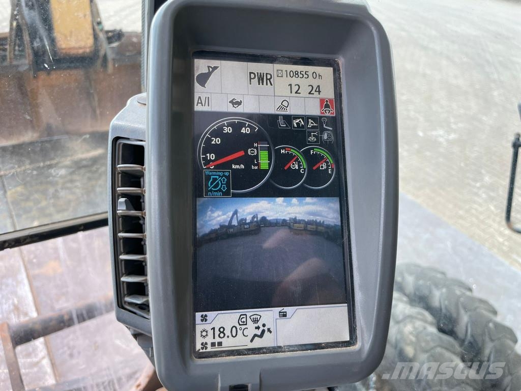 Hitachi ZX170W-5B حفارات بعجل