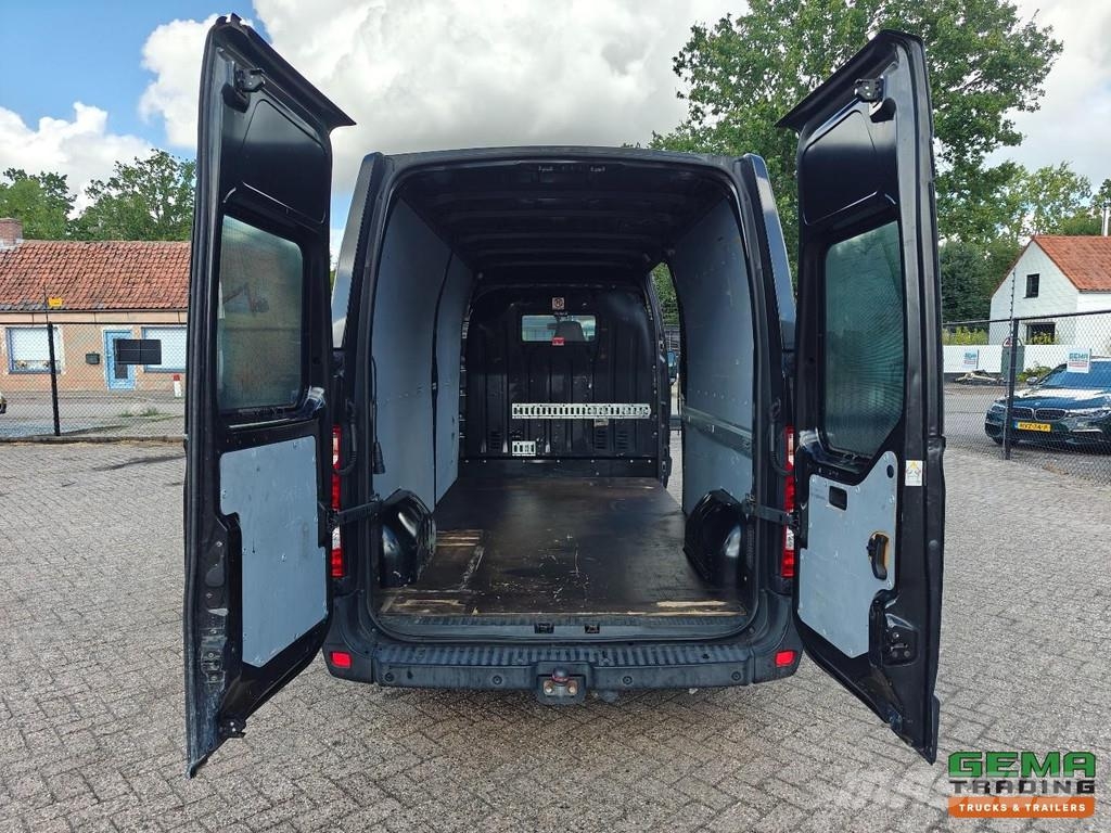 Renault Master Euro6B - L3H2 - Rear Axle Air Suspended - N Caixa fechada