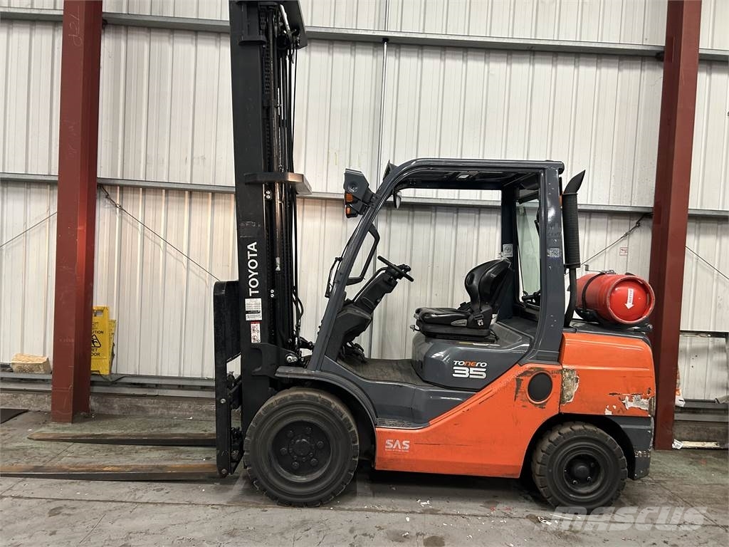 Toyota 02-8FGJF35 LPG forklifts