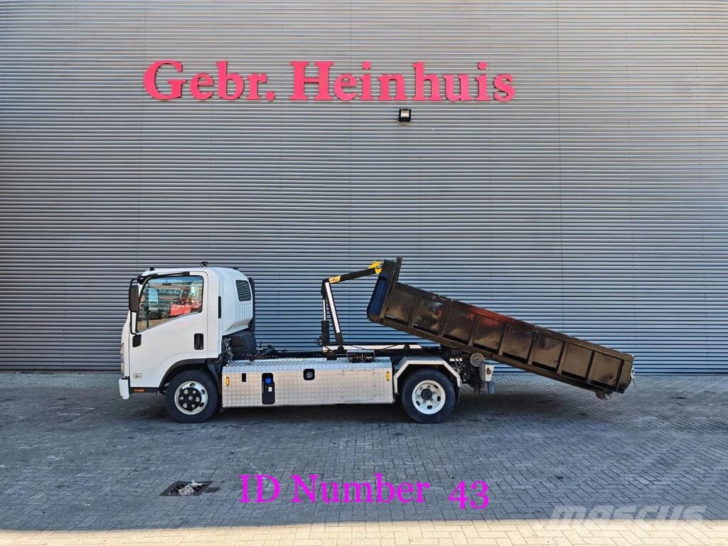 Isuzu NPR 75 4x2 Hyvalift Hooklift! Lastväxlare/Krokbilar