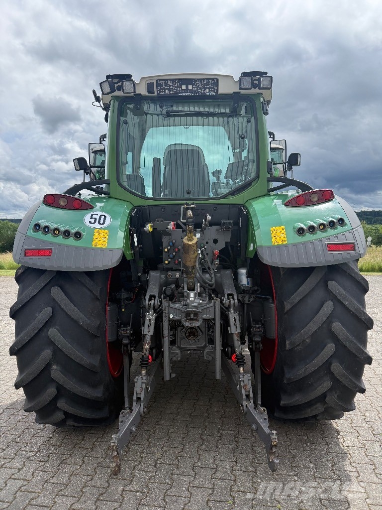 Fendt 724 S4 Profi Plus Tractoren