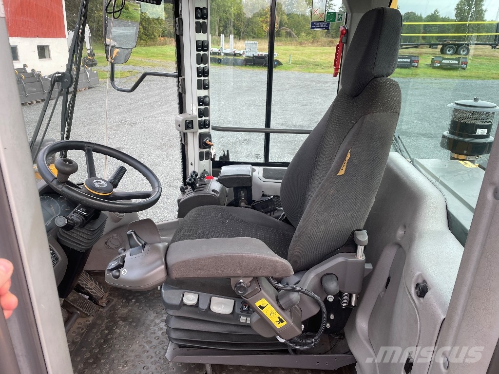 Volvo L90H Långbom C-Smörj CDC Steg5 Pás carregadoras de rodas
