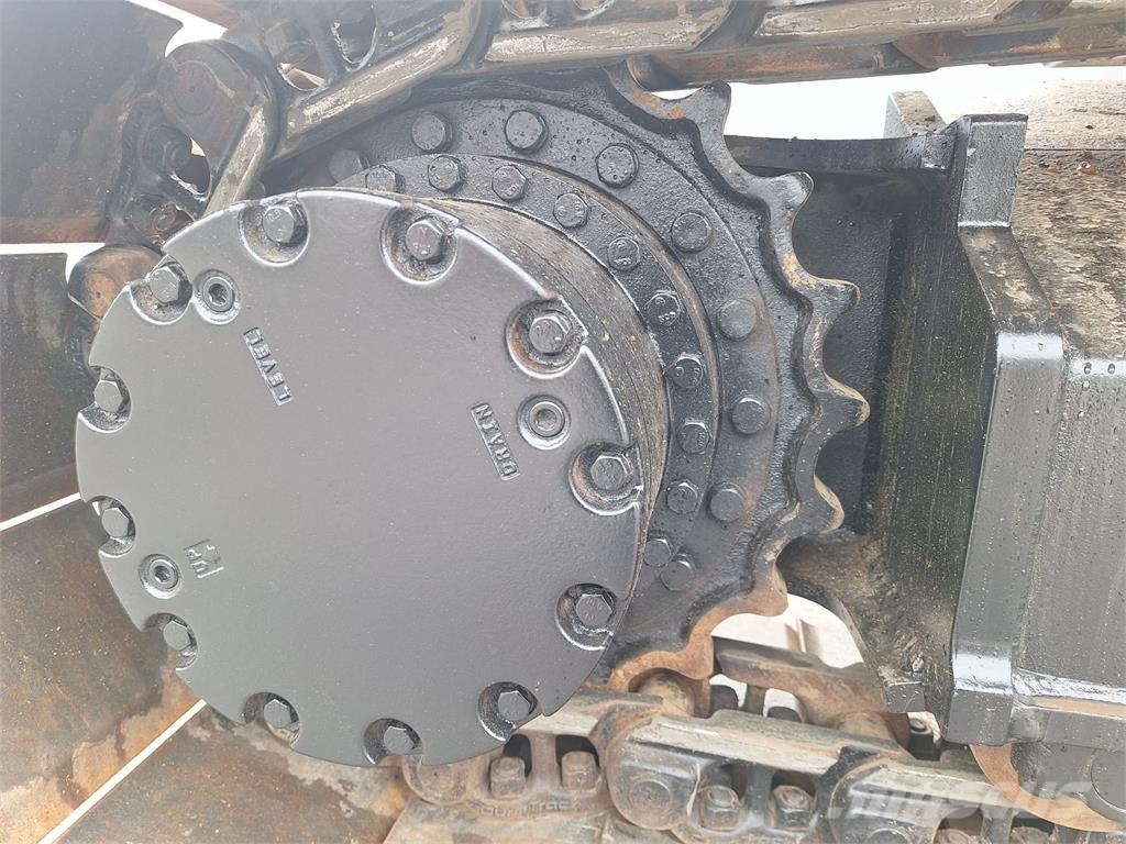 Hitachi ZX210LC-6 履带挖掘机